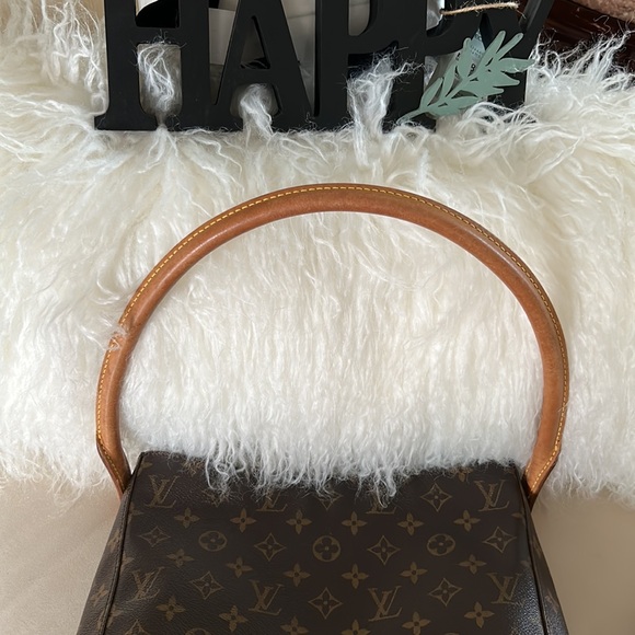 EUC LV Looping Bag with LV Dust Bag - Picture 9 of 14